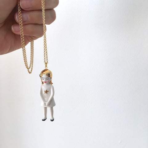 Eleonore Porcelain doll necklace -Star pattern .. Eleonore sautoir poupée en porcelaine motif étoile