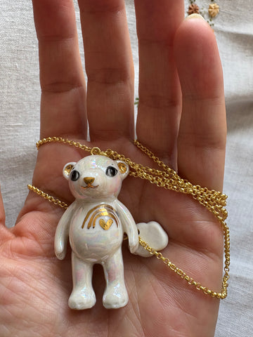 Porcelain Teddy Bear necklace with rainbow,  .. Sautoir ours en porcelaine , avec arc-en-ciel