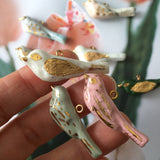 Tiny porcelaine bird necklace .. collier petit oiseau en porcelaine